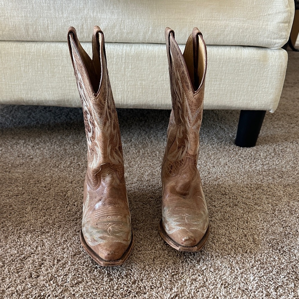 Brown Shyanne Boots size 7